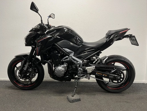 Kawasaki Z900 - Afbeelding 14 van 23