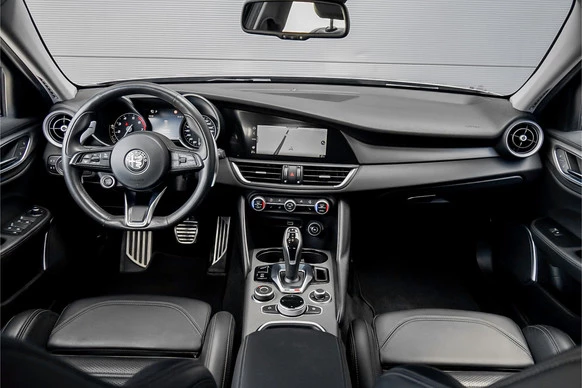 Alfa Romeo Giulia - Afbeelding 2 van 30