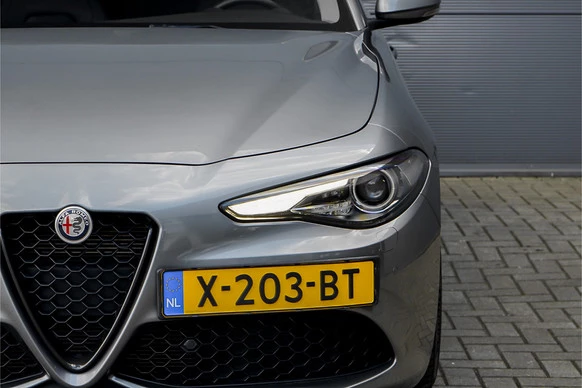 Alfa Romeo Giulia - Afbeelding 14 van 30