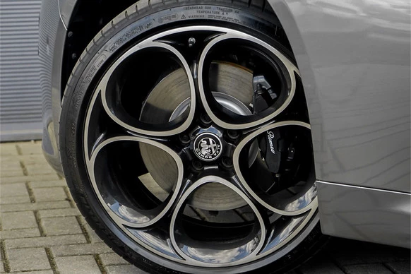 Alfa Romeo Giulia - Afbeelding 17 van 30