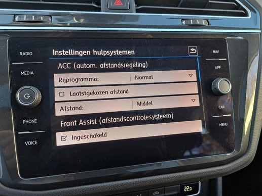 Volkswagen Tiguan - Afbeelding 10 van 30