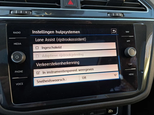 Volkswagen Tiguan - Afbeelding 11 van 30