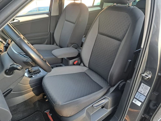 Volkswagen Tiguan - Afbeelding 23 van 30
