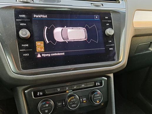 Volkswagen Tiguan - Afbeelding 17 van 30