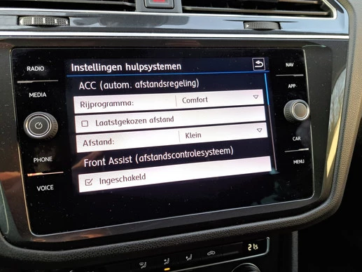 Volkswagen Tiguan - Afbeelding 18 van 30
