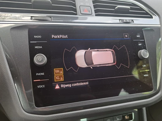 Volkswagen Tiguan - Afbeelding 9 van 30