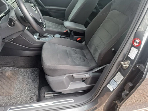 Volkswagen Tiguan - Afbeelding 22 van 30
