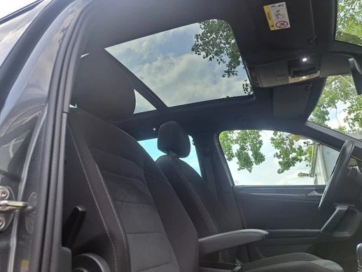 Volkswagen Tiguan - Afbeelding 23 van 30