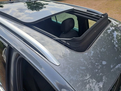 Volkswagen Tiguan - Afbeelding 25 van 30