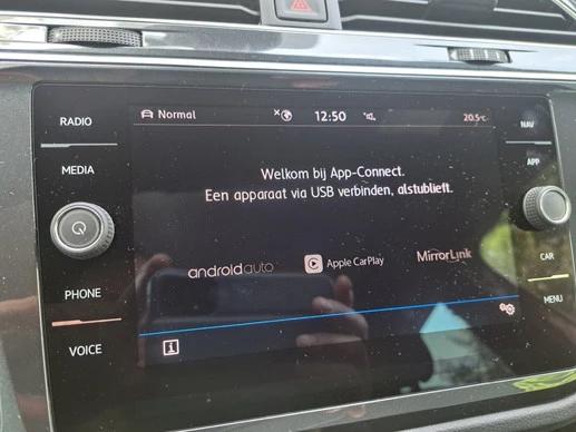 Volkswagen Tiguan - Afbeelding 27 van 30