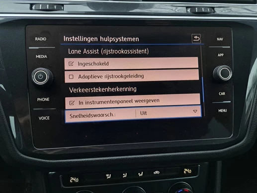 Volkswagen Tiguan - Afbeelding 16 van 30
