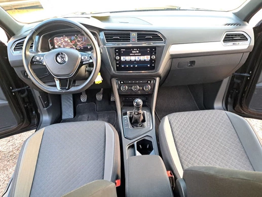Volkswagen Tiguan - Afbeelding 18 van 30