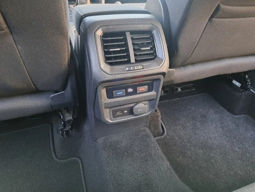 Volkswagen Tiguan - Afbeelding 21 van 30
