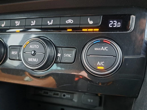 Volkswagen Tiguan - Afbeelding 7 van 30