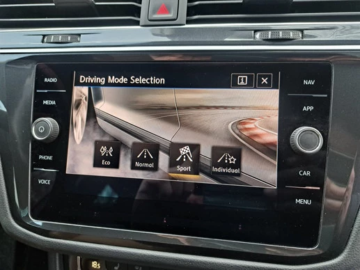 Volkswagen Tiguan - Afbeelding 20 van 30