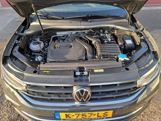 Volkswagen Tiguan - Afbeelding 27 van 29