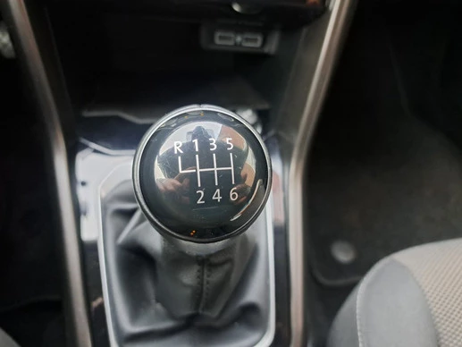 Volkswagen T-Roc - Afbeelding 8 van 26