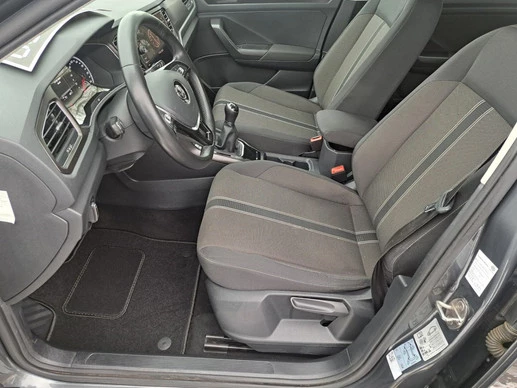 Volkswagen T-Roc - Afbeelding 9 van 26