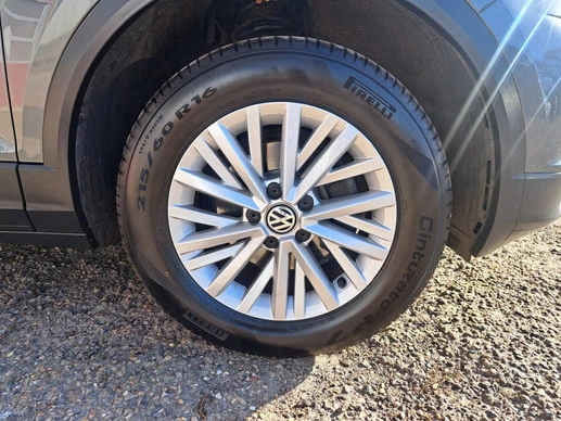 Volkswagen T-Roc - Afbeelding 23 van 26