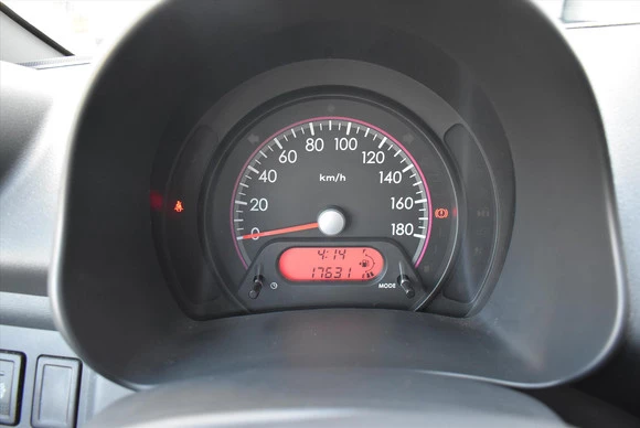 Suzuki Alto - Afbeelding 8 van 23