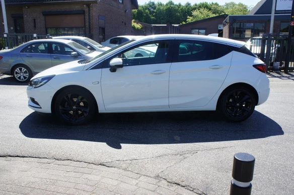 Opel Astra - Afbeelding 2 van 30