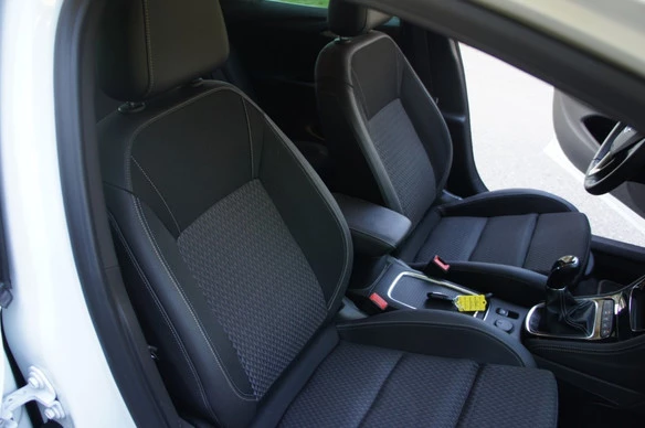 Opel Astra - Afbeelding 21 van 30