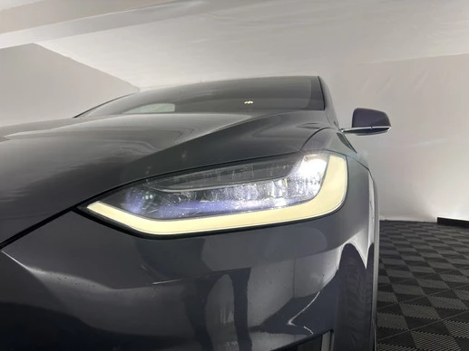 Tesla Model X - Afbeelding 29 van 30