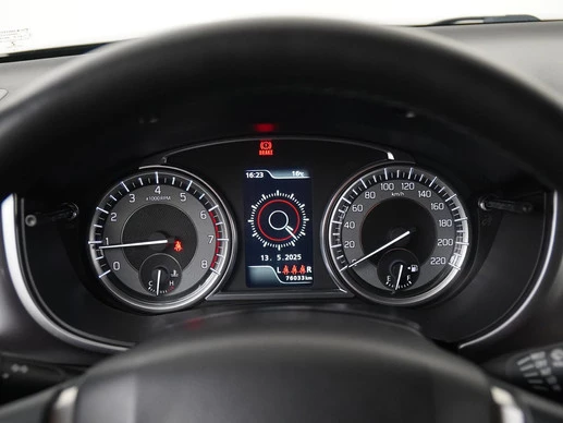 Suzuki Vitara - Afbeelding 8 van 30