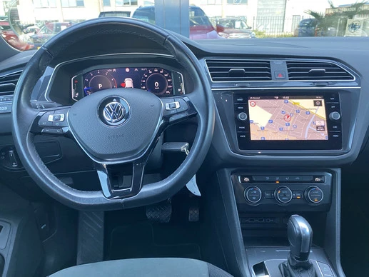 Volkswagen Tiguan - Afbeelding 15 van 30