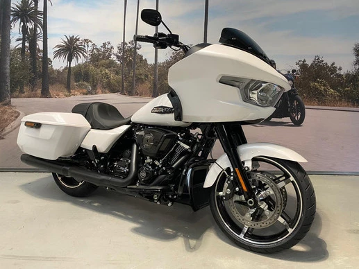 Harley-Davidson Road Glide - Afbeelding 2 van 14