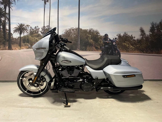 Harley-Davidson Street Glide - Afbeelding 2 van 9