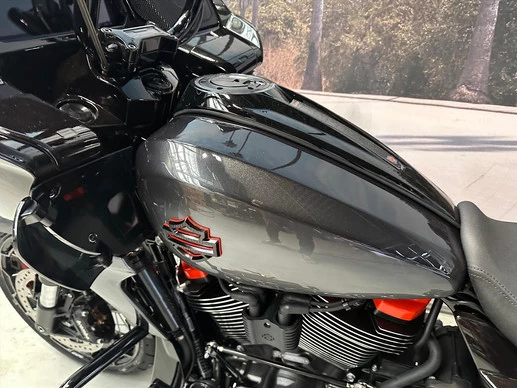 Harley-Davidson Road Glide - Afbeelding 8 van 10