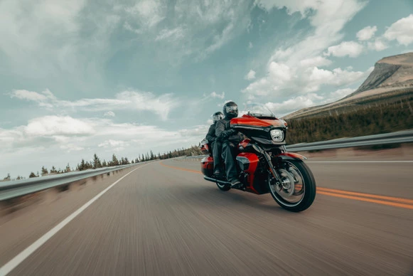 Harley-Davidson Street Glide - Afbeelding 21 van 27