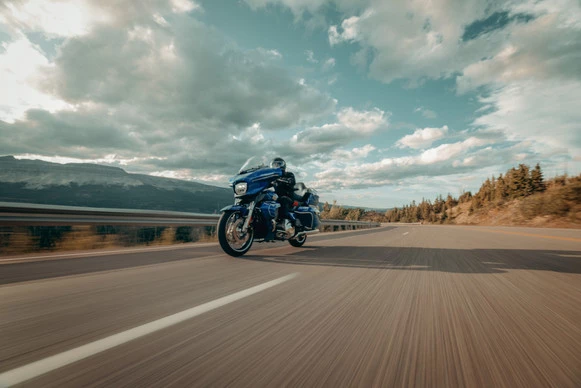 Harley-Davidson Street Glide - Afbeelding 24 van 27