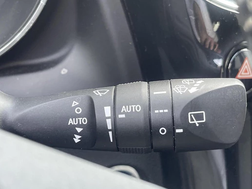 Toyota Auris - Afbeelding 21 van 30