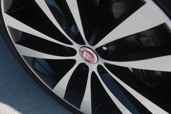 Jaguar XJ - Afbeelding 11 van 30