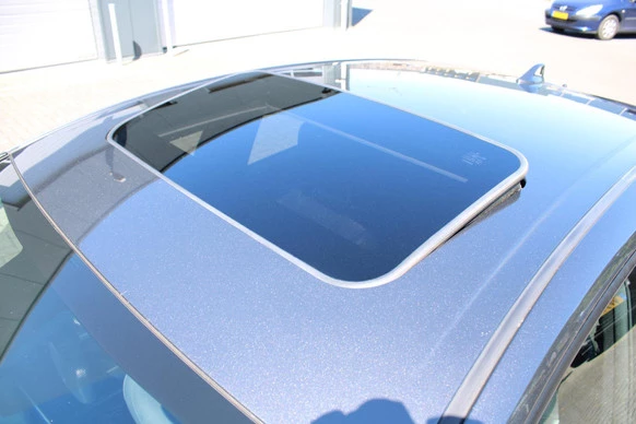 Toyota Prius - Afbeelding 17 van 30