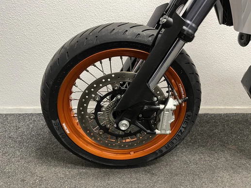 KTM 690 - Afbeelding 13 van 17