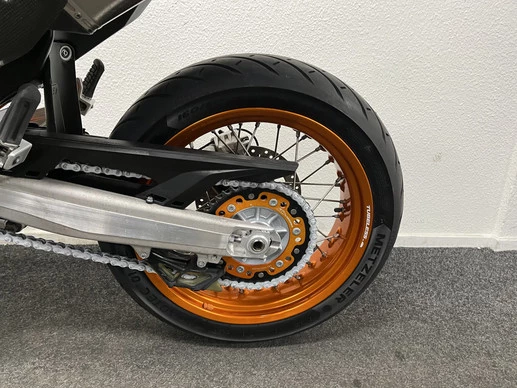 KTM 690 - Afbeelding 14 van 17