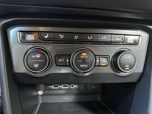 Volkswagen Tiguan - Afbeelding 8 van 27