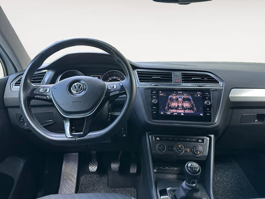 Volkswagen Tiguan - Afbeelding 17 van 27