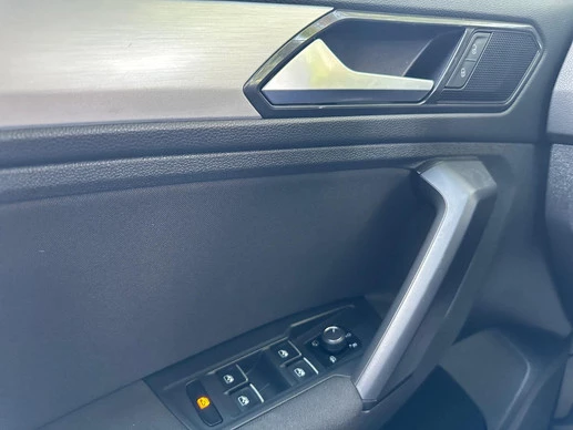 Volkswagen Tiguan - Afbeelding 18 van 27