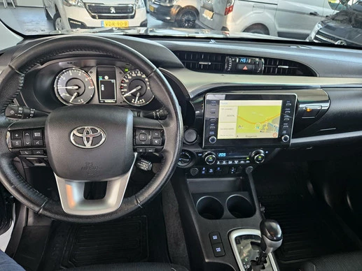 Toyota Hilux - Afbeelding 2 van 30