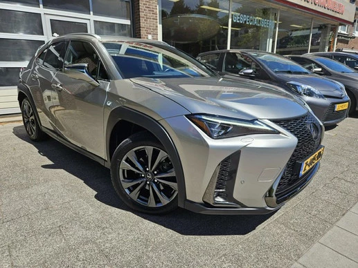 Lexus UX - Afbeelding 2 van 25