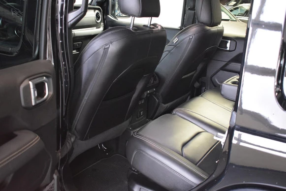 Jeep Wrangler - Afbeelding 8 van 30