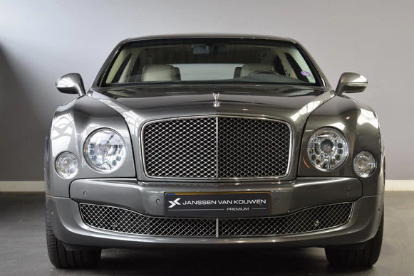 Bentley Mulsanne - Afbeelding 2 van 30