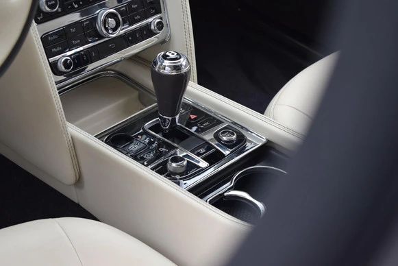Bentley Mulsanne - Afbeelding 12 van 30