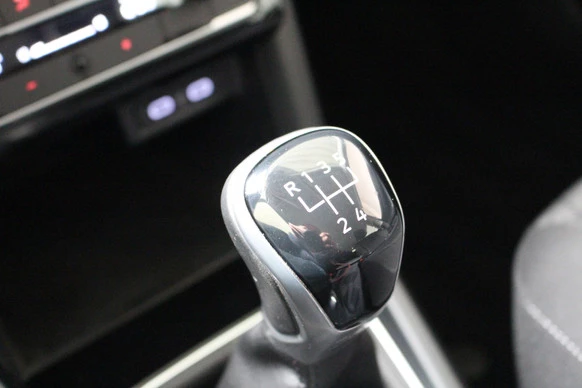 Volkswagen T-Cross - Afbeelding 18 van 19
