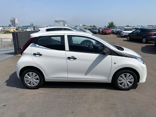 Toyota Aygo - Afbeelding 2 van 30