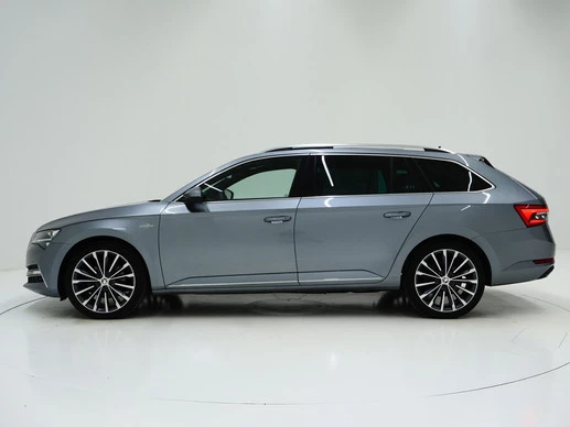 Škoda Superb - Afbeelding 2 van 30